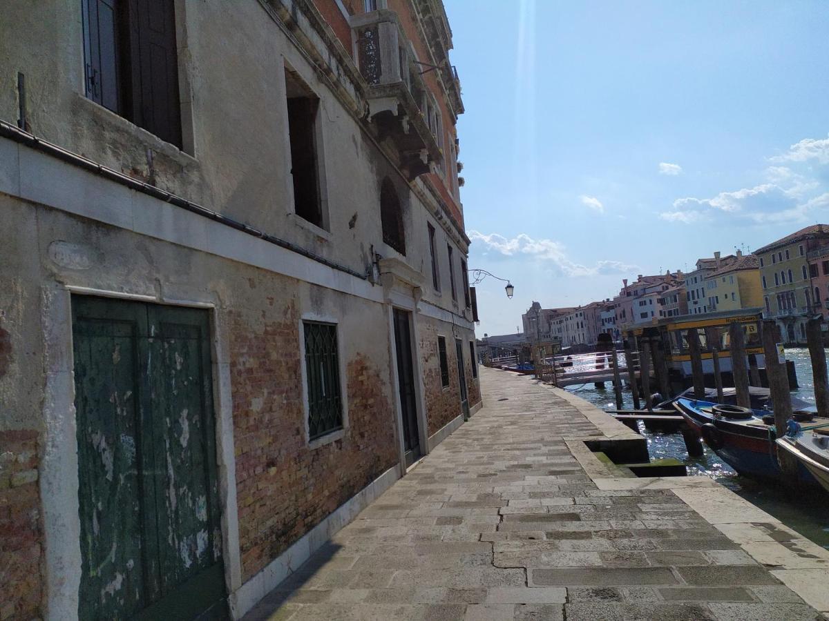 Zen Accommodation Grand Canal Venedig Exteriör bild